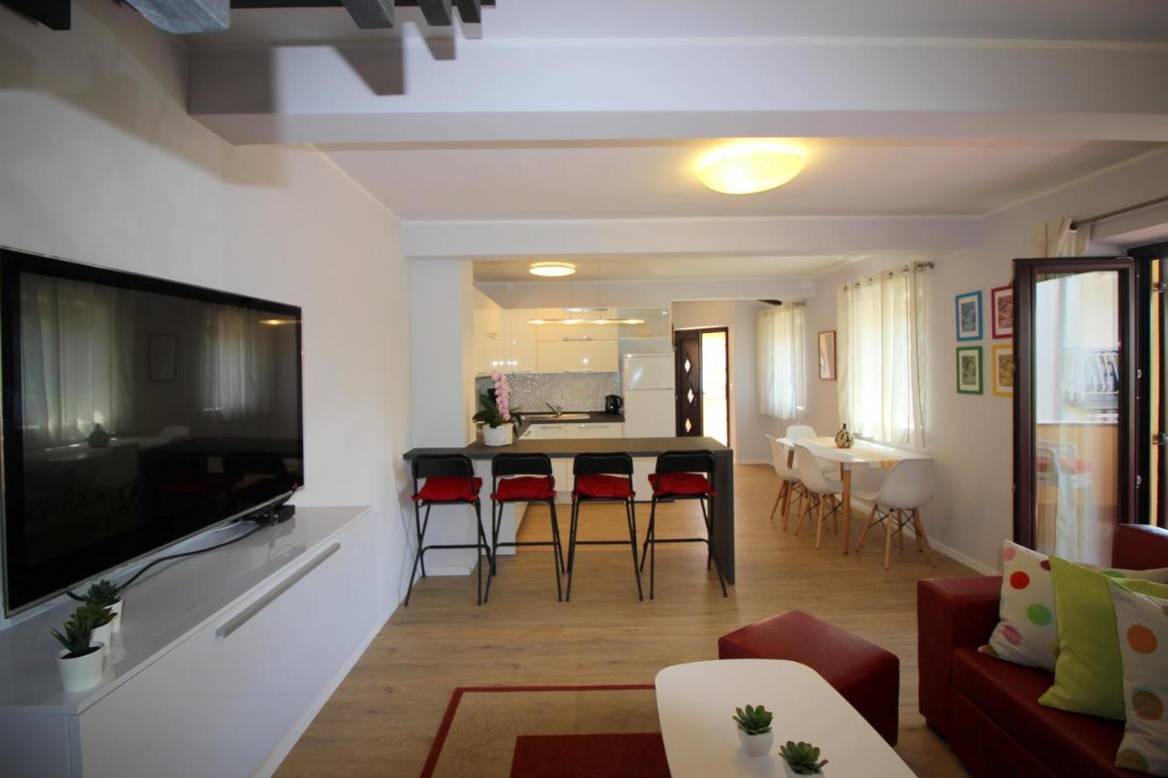 Apartments Tancel Πόρετς Εξωτερικό φωτογραφία