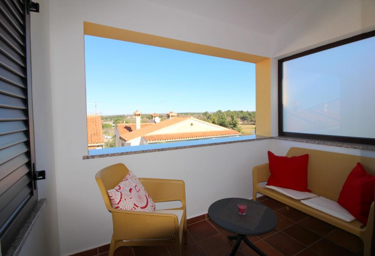 Apartments Tancel Πόρετς Εξωτερικό φωτογραφία